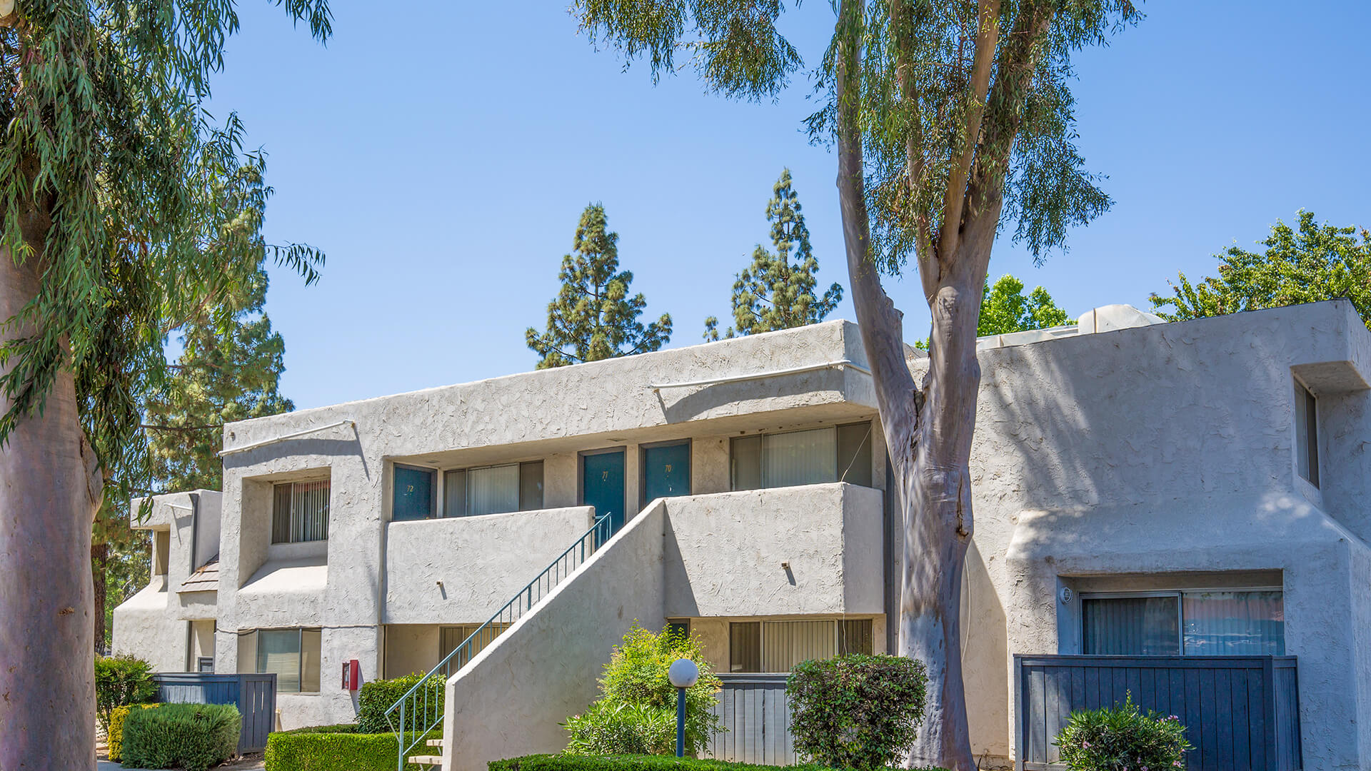 Santa Clarita Apartments Apartment Living in Bakersfield, CA